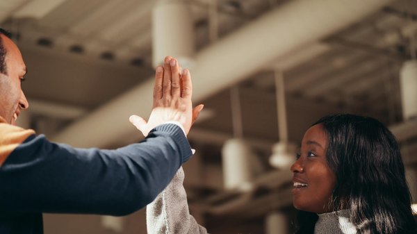 Optimisez votre stratégie avec un conseil en communication événementielle