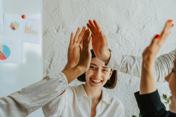 Boostez vos revenus marketing grâce aux SMS : Stratégies d'optimisation du ROI pour votre entreprise