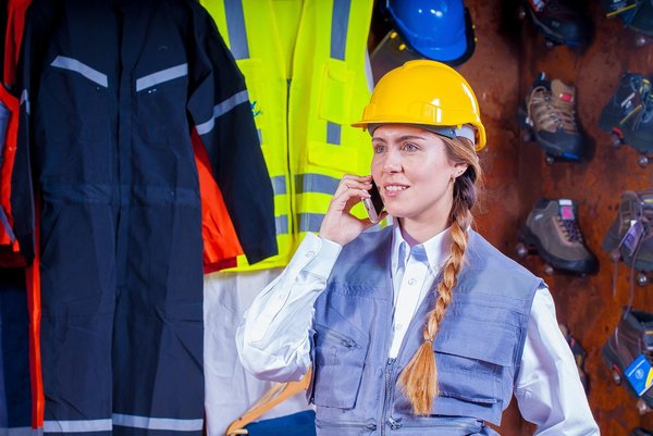 Vêtements de travail et epi : alliez confort et sécurité